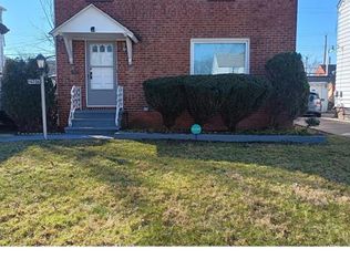 16206 Eldamere Ave, Cleveland, OH 44128
