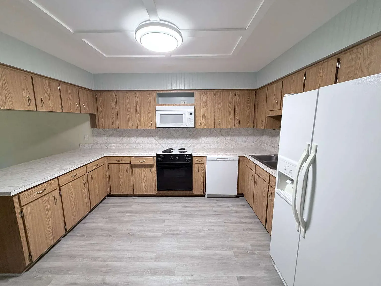 2 bed, 2.0 bath, 938 sqft, $1,399 — Photo 4