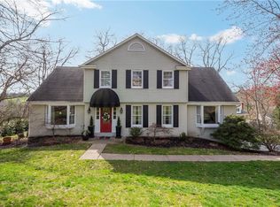 1692 Ewing Cir, Pittsburgh, PA