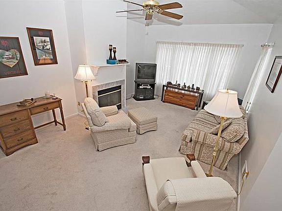 5th image of 706 Wilshire Cir