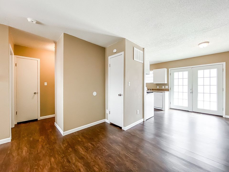 1st image of 118 E 10th Ave APT 3