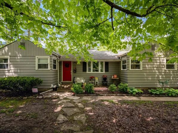 820 Elm Dr, West Lafayette, IN 47906