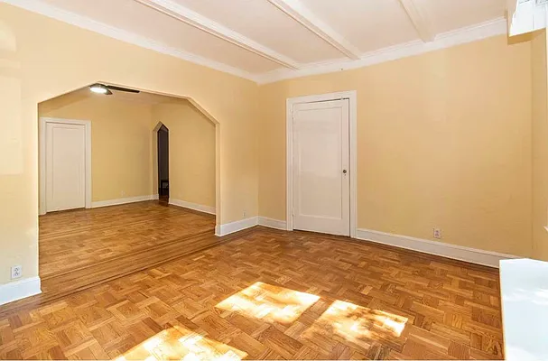 Rented by RealTegrity NY LLC | media 53