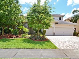 10384 Trianon Pl, Wellington, FL 33449