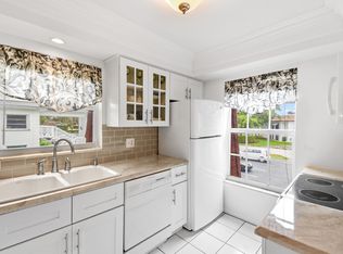 10040 Meridian Way N APT 206, Palm Beach Gardens, FL 33410