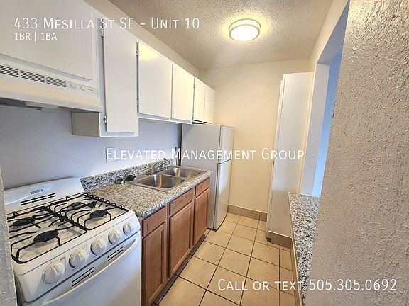 3rd image of 433 Mesilla St SE Unit 10