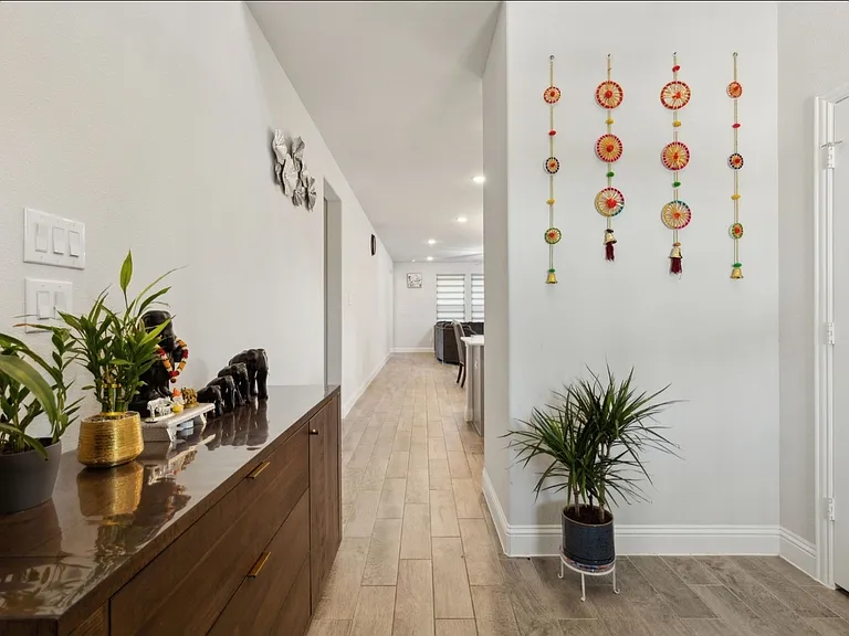 3640 Lillian Ct — Photo 3
