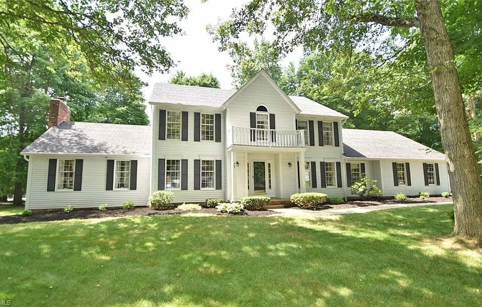 1st image of 266 Brentwood Dr