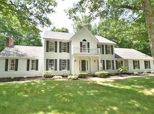 266 Brentwood Dr, Hudson, OH 44236