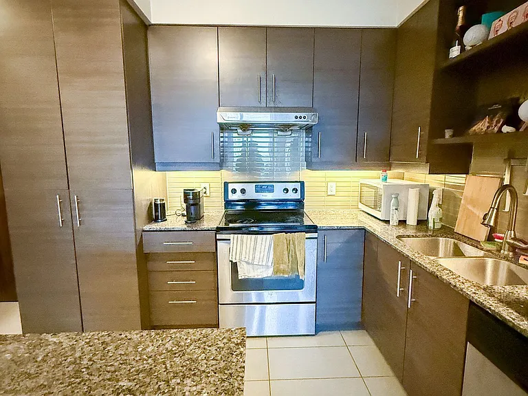 325 S Park Rd #1009 — Photo 3