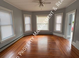 33 Grove St #1F, Woonsocket, RI 02895