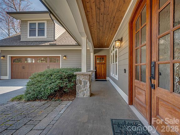 4th image of 439 Monarch Rd