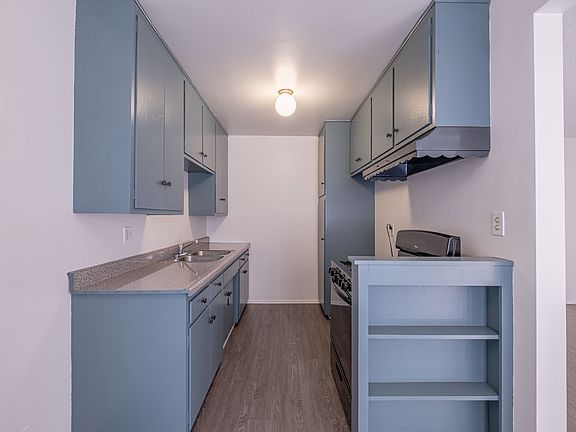 4th image of 3802 S Bronson Ave #2