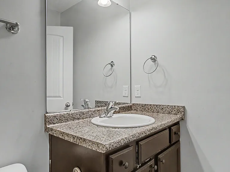 16 Cassels Ct — Photo 24
