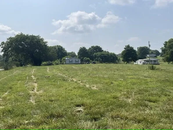 105 Tom Hackley Rd, Danville, KY 40422