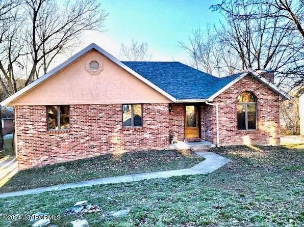 1720 Bunker Hill Rd, Jefferson City, MO 65109