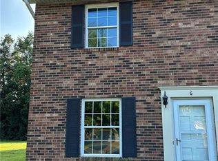 2320 Bay Meadows Ct #G, Winston Salem, NC 27103