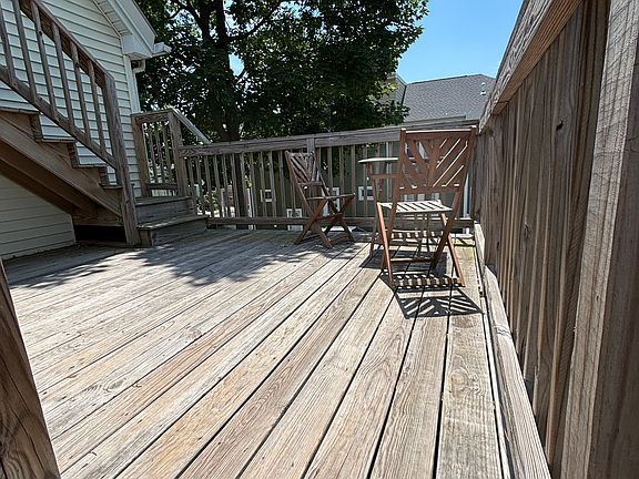 4th image of 62 Lexington St #3