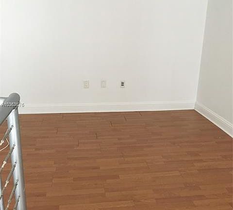 3rd image of 1050 Brickell Ave APT 604
