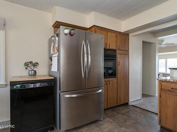 2nd image of 8065 W Pq Ave