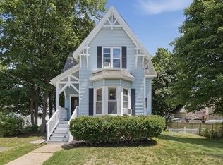 123 Woodland Ave, Gardner, MA 01440
