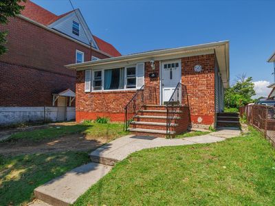 13318 233rd Street, Jamaica, NY, 11422