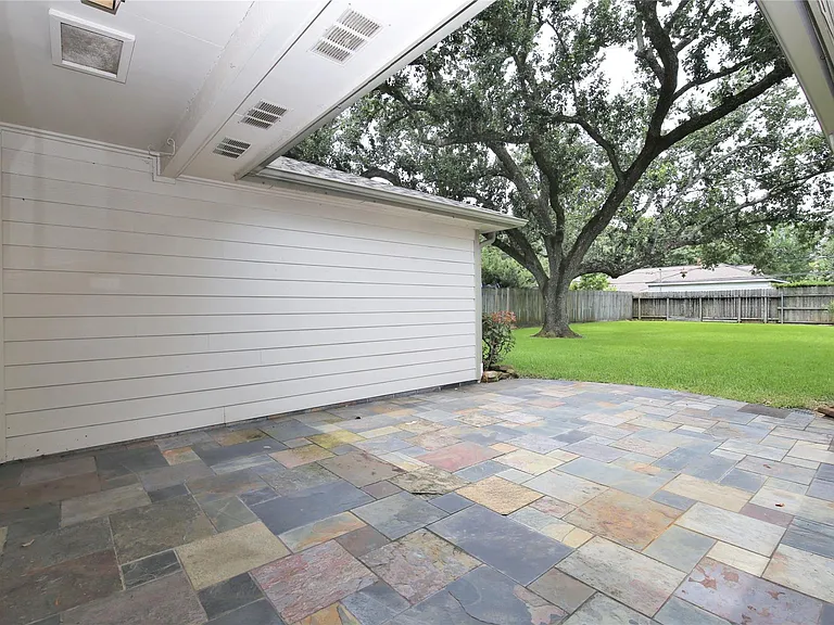 2315 Eaglerock Dr — Photo 21