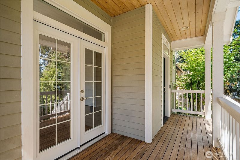 4th image of 15009 Westminster Way N