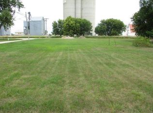 504 1st St, Cylinder, IA 50528