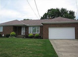 4109 Dentzler Rd, Parma, OH 44134