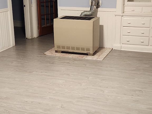 5th image of 503 Bolton St #2