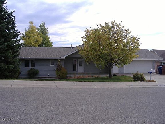 3rd image of 3009 Evergreen Dr
