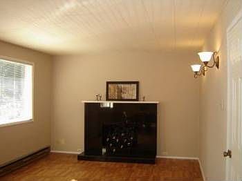 3rd image of 228 10th Ave