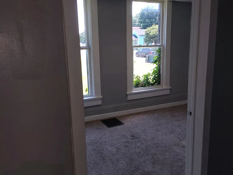 306 E North St #1 — Photo 18