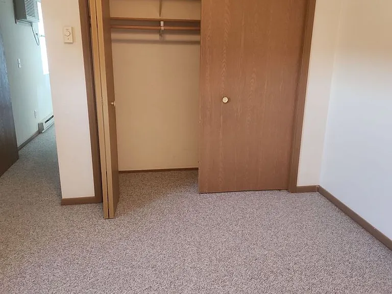 488 N Welco Dr #24 — Photo 4