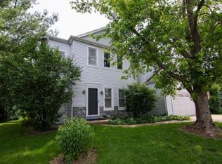 52338 Mallard Pointe Dr, Granger, IN