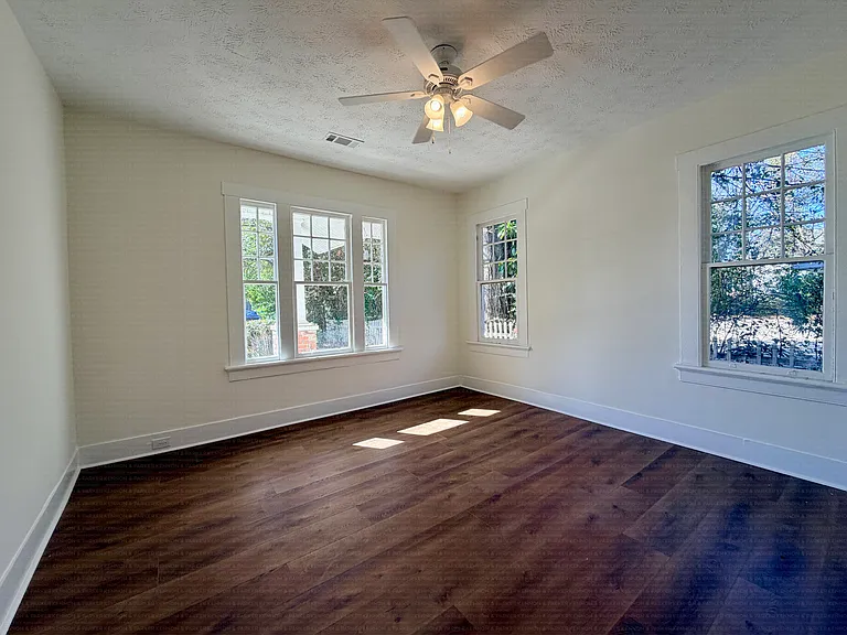 Bedroom 2 12'10 x 13'5