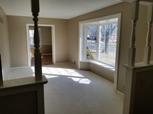 704 NE Coronado Ave, Lees Summit, MO 64086