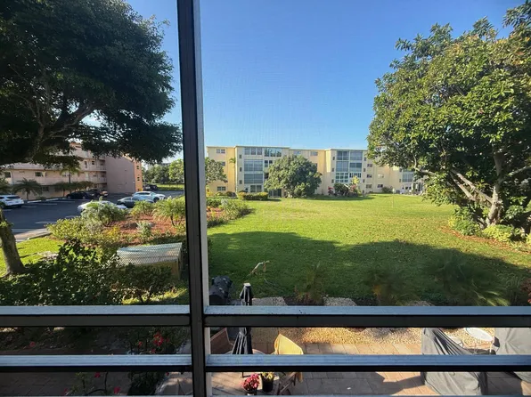 2601 NE 3rd Ct APT 202, Boynton Beach, FL 33435