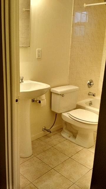 1st image of 433 6th St APT D