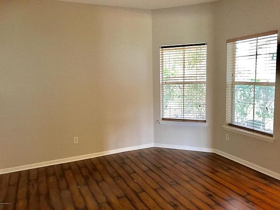 3rd image of 6310 Pendragon Pl