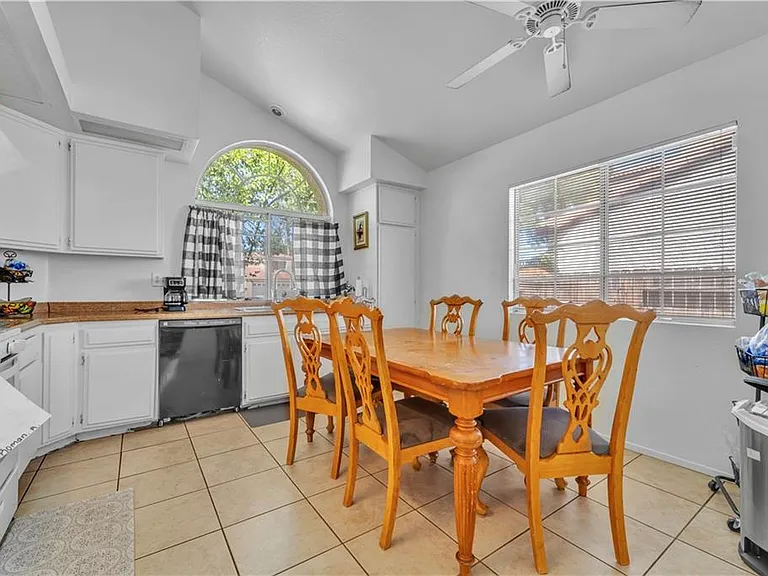44920 Calston Ave — Photo 18