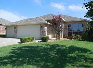 1204 Elk Horn Rd, Norman, OK 73071