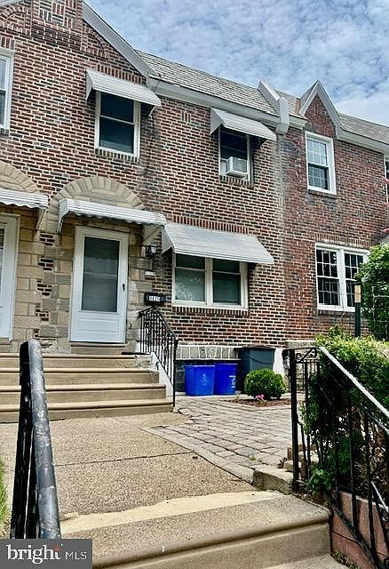 1st image of 4625 Lansing St