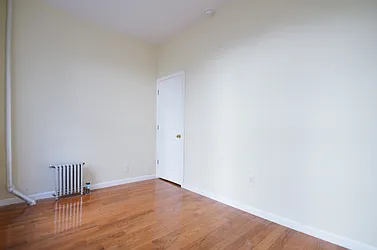 Rented by CITY SKYLINE REALTY INC