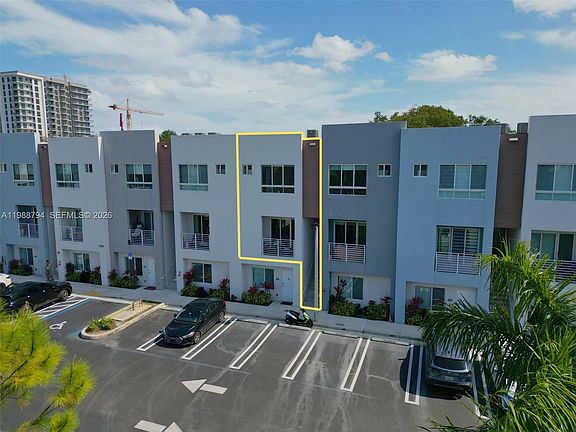 2nd image of 2505 NE 193rd St #4208