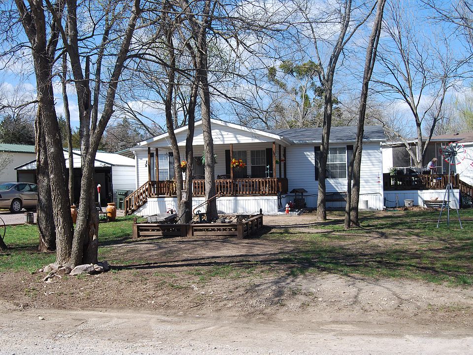 1st image of 302 Five Lakes Dr