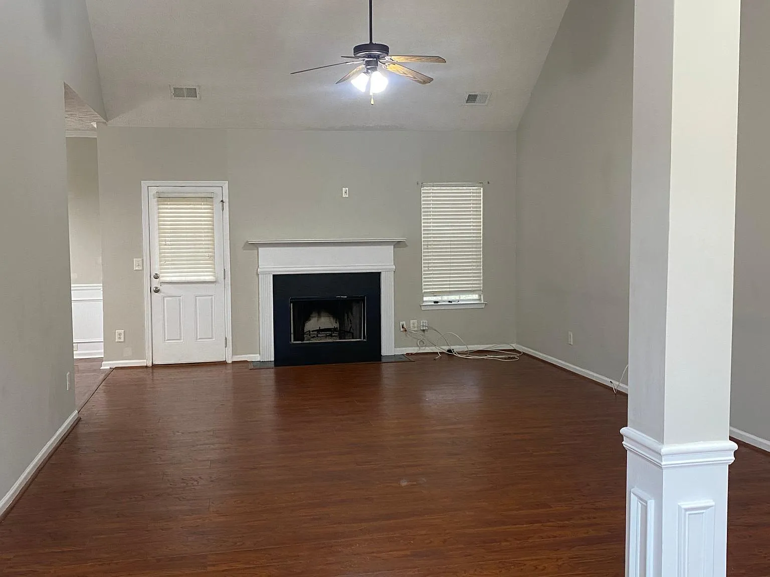 4 bed, 3.5 bath, 2124 sqft, $2,250 — Photo 2