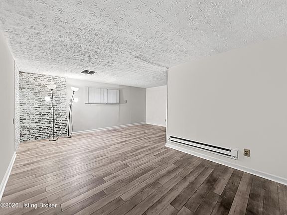 4th image of 507 Alexander Dr