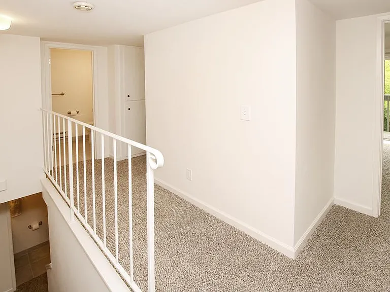 1702 Dolphin Dr — Photo 13